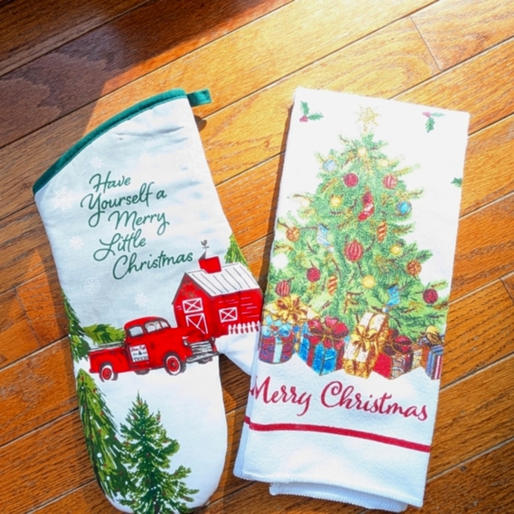 Festive Christmas Kitchen Set Mitten And Tea Towel